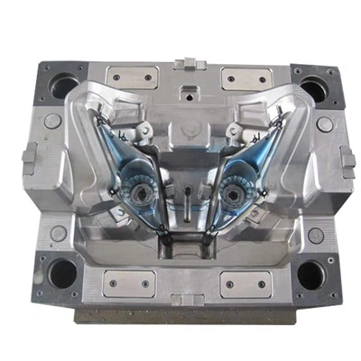 Auto Light Plastic Injection Mold